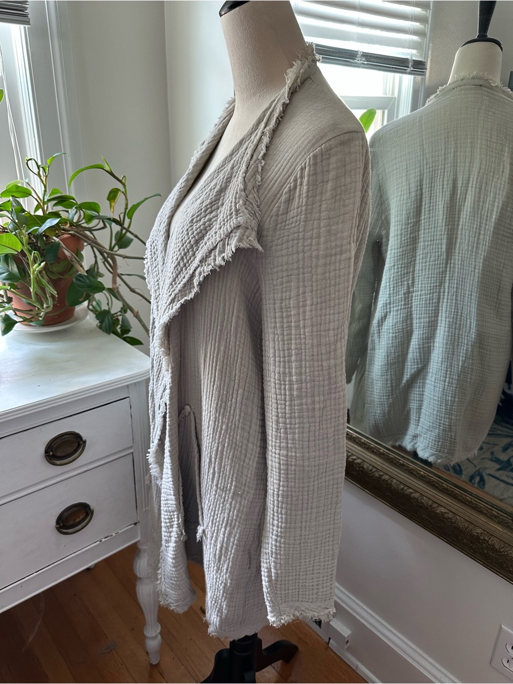 Stark X Jacket Gauzy Cotton size small boho Lagenlook beige raw edges pockets